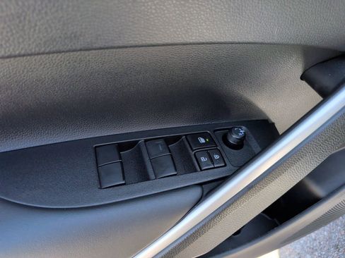 Used 2026 Toyota Corolla Cross AWD Hybrid image 9