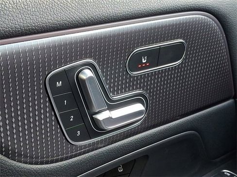 Certified 2022 Mercedes-Benz GLA 250 4MATIC w/ Premium Package Lite image 27