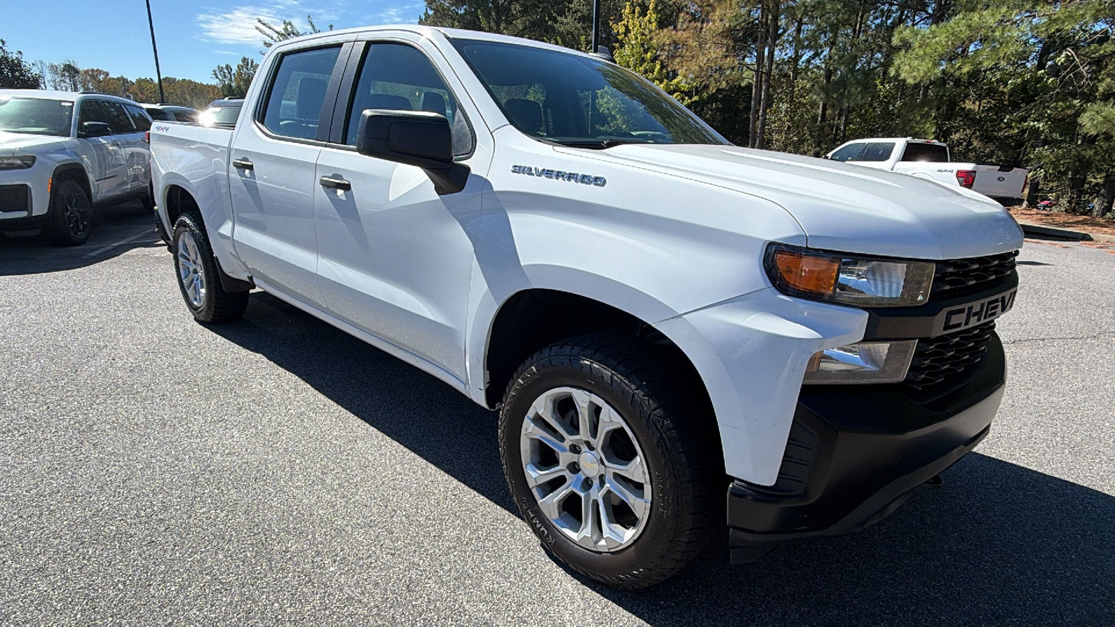 Used 2019 Chevrolet Silverado 1500 W/T w/ Trailering Package AWD/4WD image 5