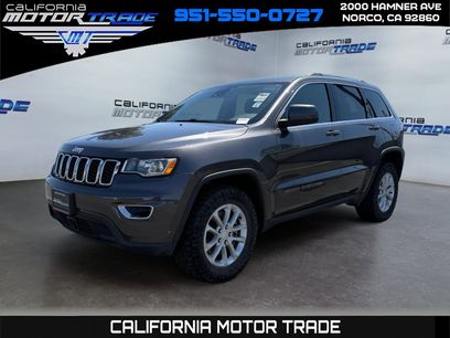Used 2021 Jeep Grand Cherokee Laredo