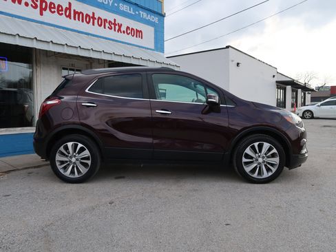 Used 2017 Buick Encore Preferred image 4