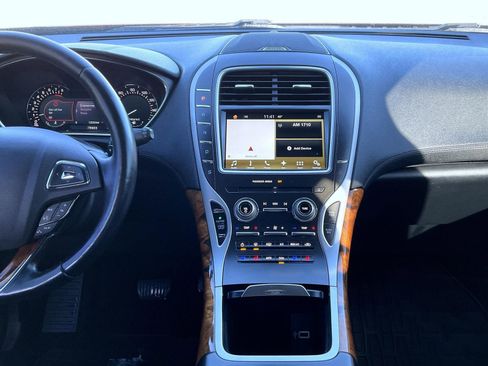 Used 2016 Lincoln MKX Reserve w/ Climate Package image 13