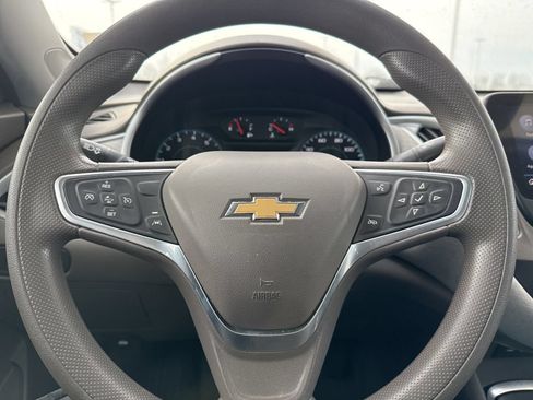 Used 2022 Chevrolet Malibu LS w/ Driver Confidence Package II FWD image 11
