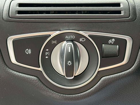Certified 2022 Mercedes-Benz GLC 300 4MATIC image 18