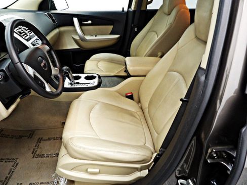 Used 2010 GMC Acadia SLT image 8