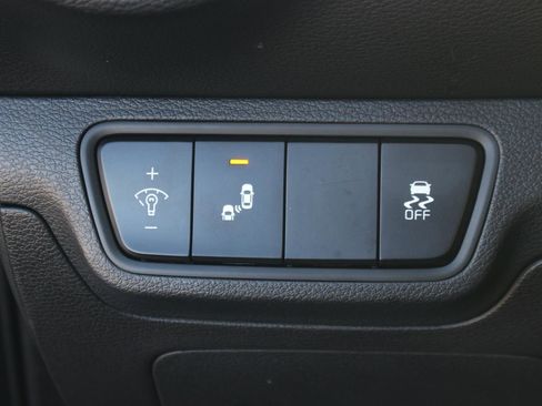 Used 2023 Kia Forte LXS w/ LXS Technology Package image 25