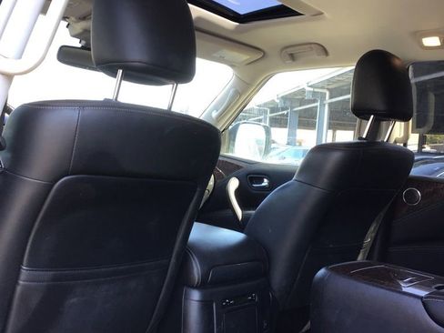 Used 2019 Nissan Armada SL w/ Premium Package AWD/4WD image 7