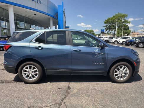 Certified 2024 Chevrolet Equinox LT AWD/4WD image 8