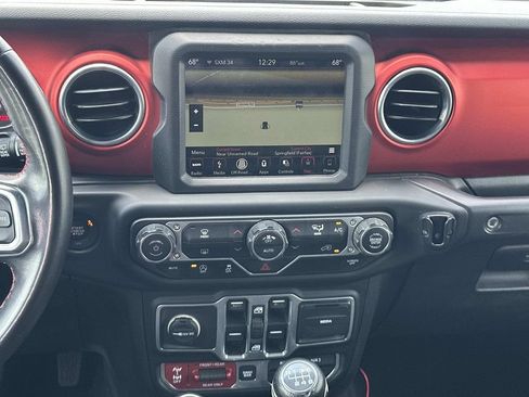 Used 2018 Jeep Wrangler Unlimited Rubicon AWD/4WD image 20