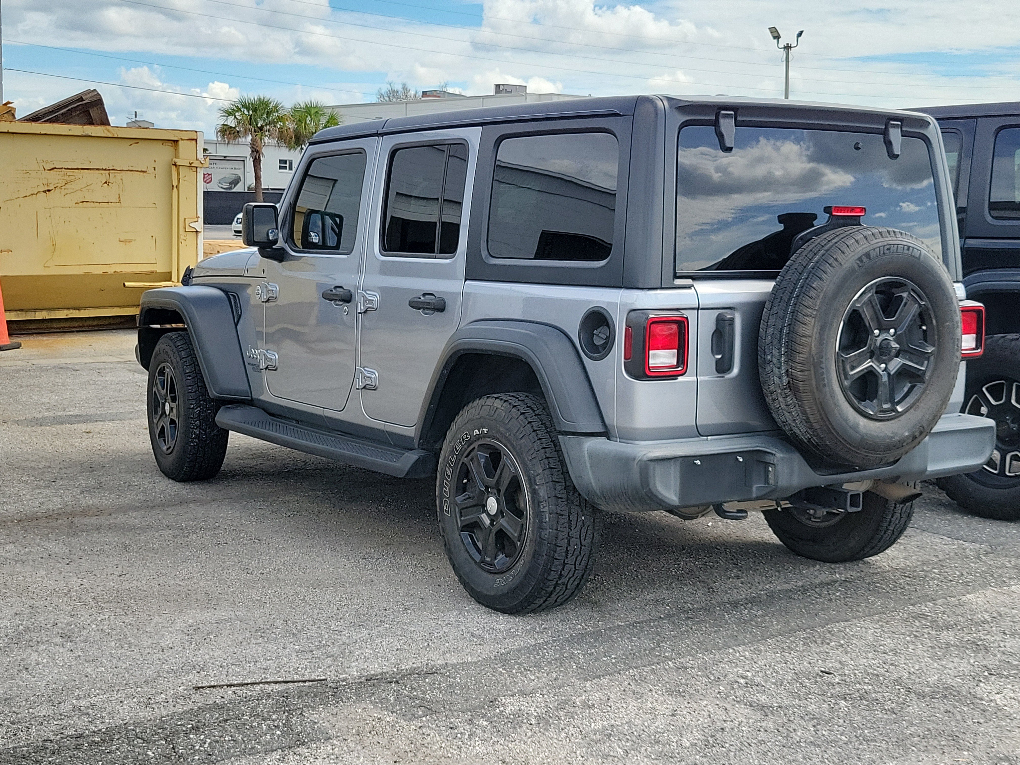 Used 2021 Jeep Wrangler Unlimited Sport AWD/4WD image 5