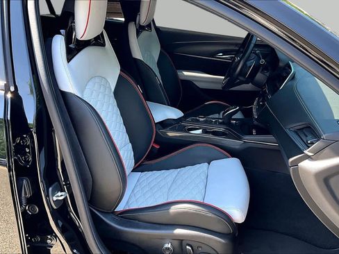 Used 2022 Cadillac CT4 V Blackwing w/ Carbon Fiber 1 Package RWD image 8
