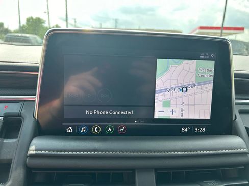 Used 2021 Chevrolet Tahoe Premier image 32