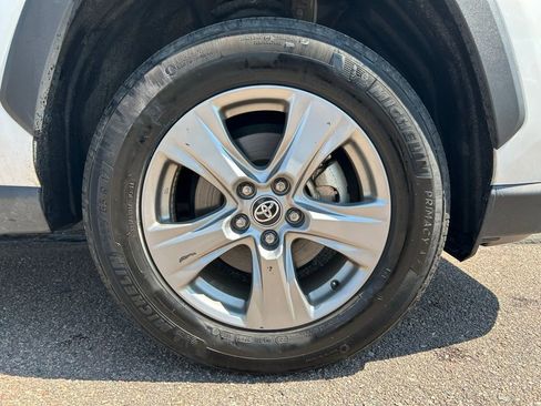 Used 2024 Toyota RAV4 XLE image 33