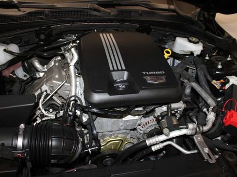 Certified 2025 Cadillac CT4 Luxury AWD/4WD image 32