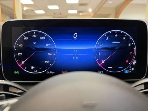 Certified 2025 Mercedes-Benz GLC 300 image 9