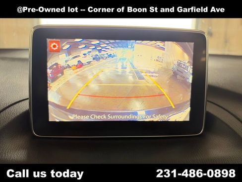 Used 2015 MAZDA MAZDA3 i Touring w/ Technology Package image 24