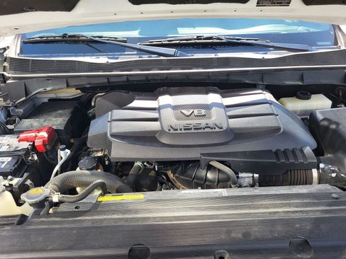 Used 2021 Nissan Titan PRO-4X w/ Pro-4x Convenience Package AWD/4WD image 30