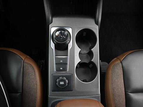 Used 2025 Ford Bronco Sport Outer Banks w/ Outer Banks Tech Package+ AWD/4WD image 29