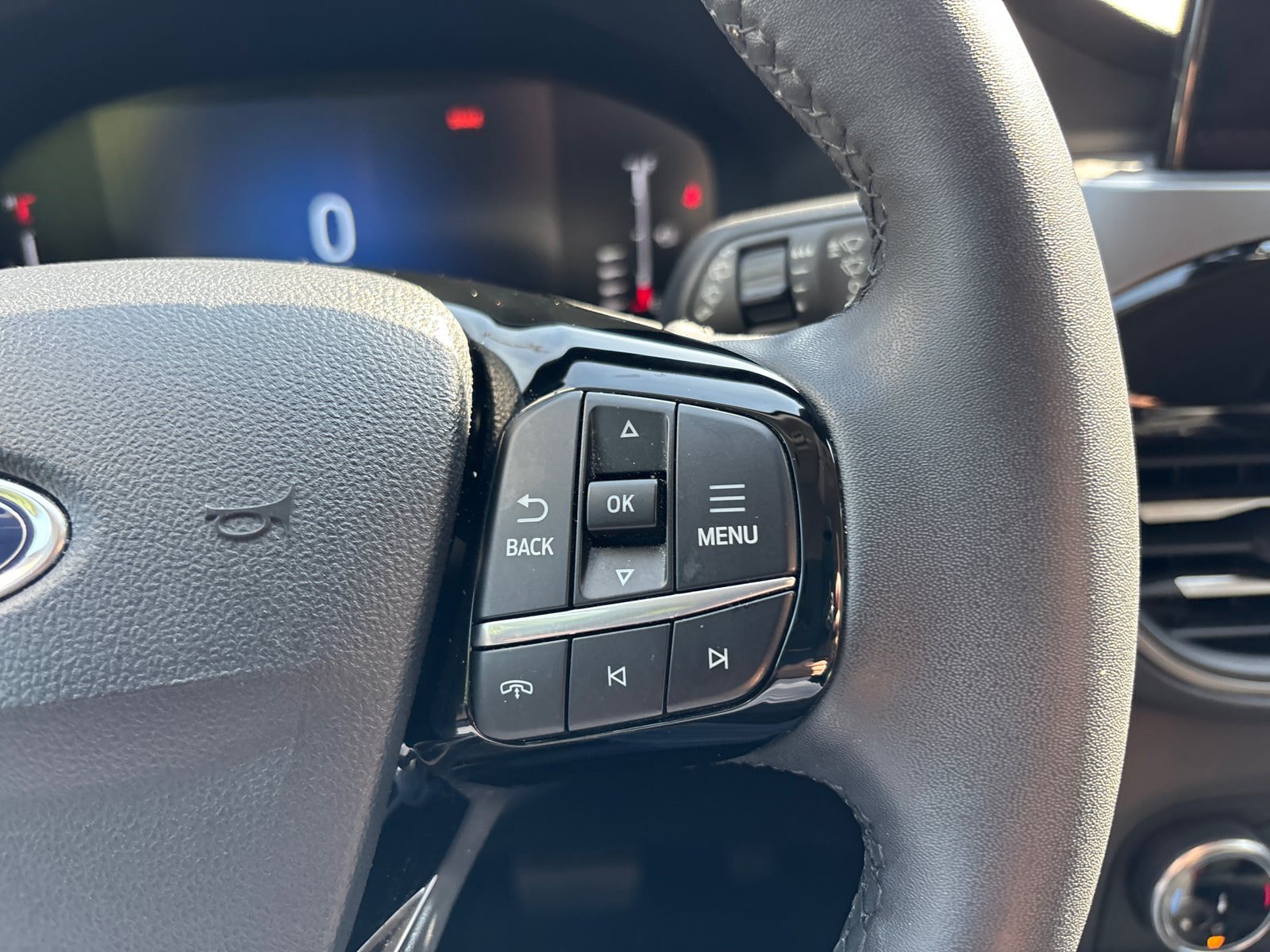 Used 2023 Ford Escape Active AWD/4WD image 19