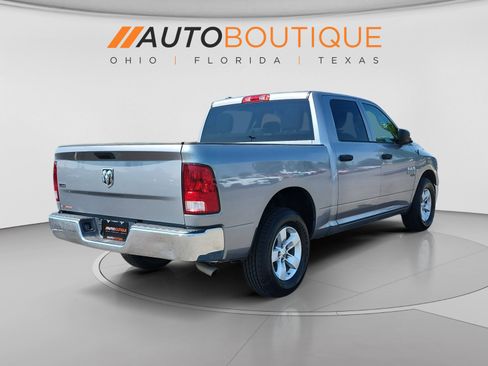 Used 2022 RAM 1500 Classic SLT RWD image 5