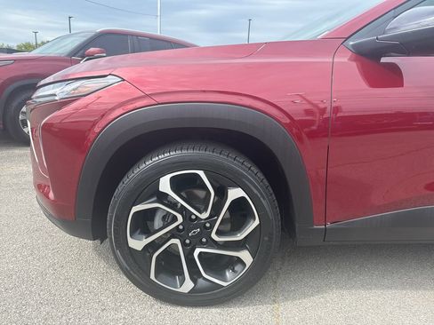 Used 2025 Chevrolet Trax RS w/ Driver Confidence Package FWD image 10