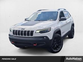 Used 2019 Jeep Cherokee Trailhawk image 1