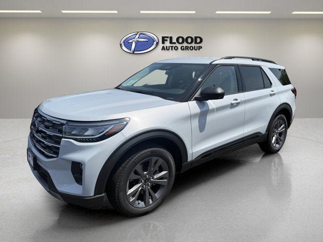 New 2026 Ford Explorer Active w/ Active Comfort Package AWD/4WD image 3