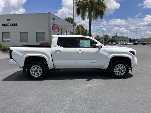 New 2026 Toyota Tacoma SR5 RWD image 6