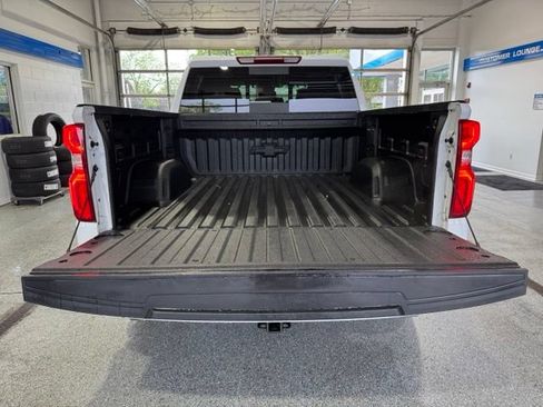 Used 2025 Chevrolet Silverado 1500 RST w/ RST All Star Premium Package AWD/4WD image 10