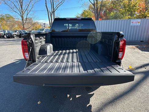 New 2026 GMC Sierra 1500 Elevation image 33
