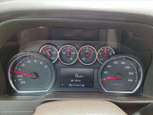Used 2020 Chevrolet Silverado 1500 LT Trail Boss AWD/4WD image 19