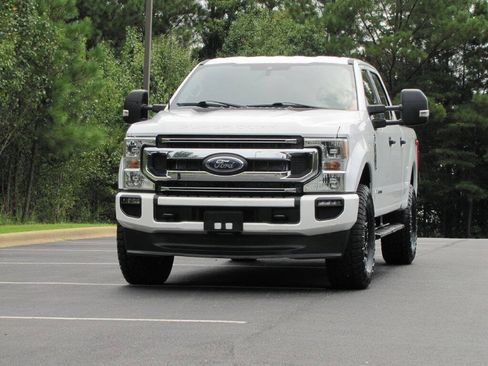 Used 2022 Ford F250 XLT AWD/4WD image 8