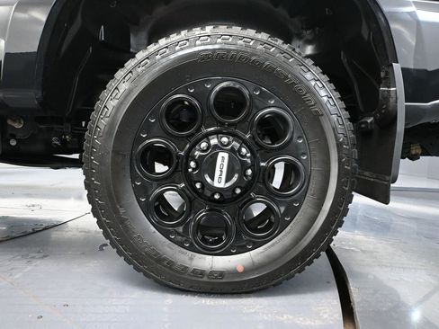 Used 2024 Ford F250 Lariat w/ Black Appearance Package image 14