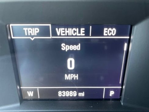 Used 2017 Chevrolet Malibu LT FWD image 20