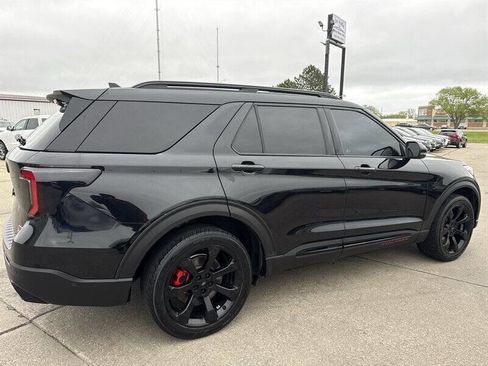 Used 2020 Ford Explorer ST w/ ST Street Pack AWD/4WD image 8