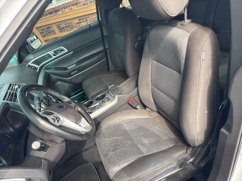 Used 2013 Ford Explorer XLT w/ Class III Trailer Tow Pkg image 14