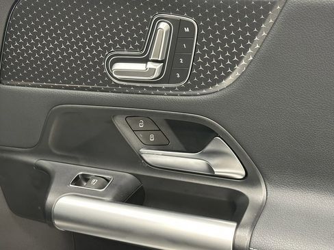 Certified 2025 Mercedes-Benz GLA 250 GLA 250 image 16