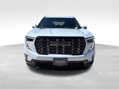 New 2026 GMC Acadia Denali Ultimate w/ LPO, All-Weather Package AWD/4WD image 13