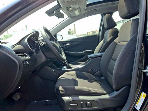 Used 2023 Chevrolet Malibu LT FWD image 11