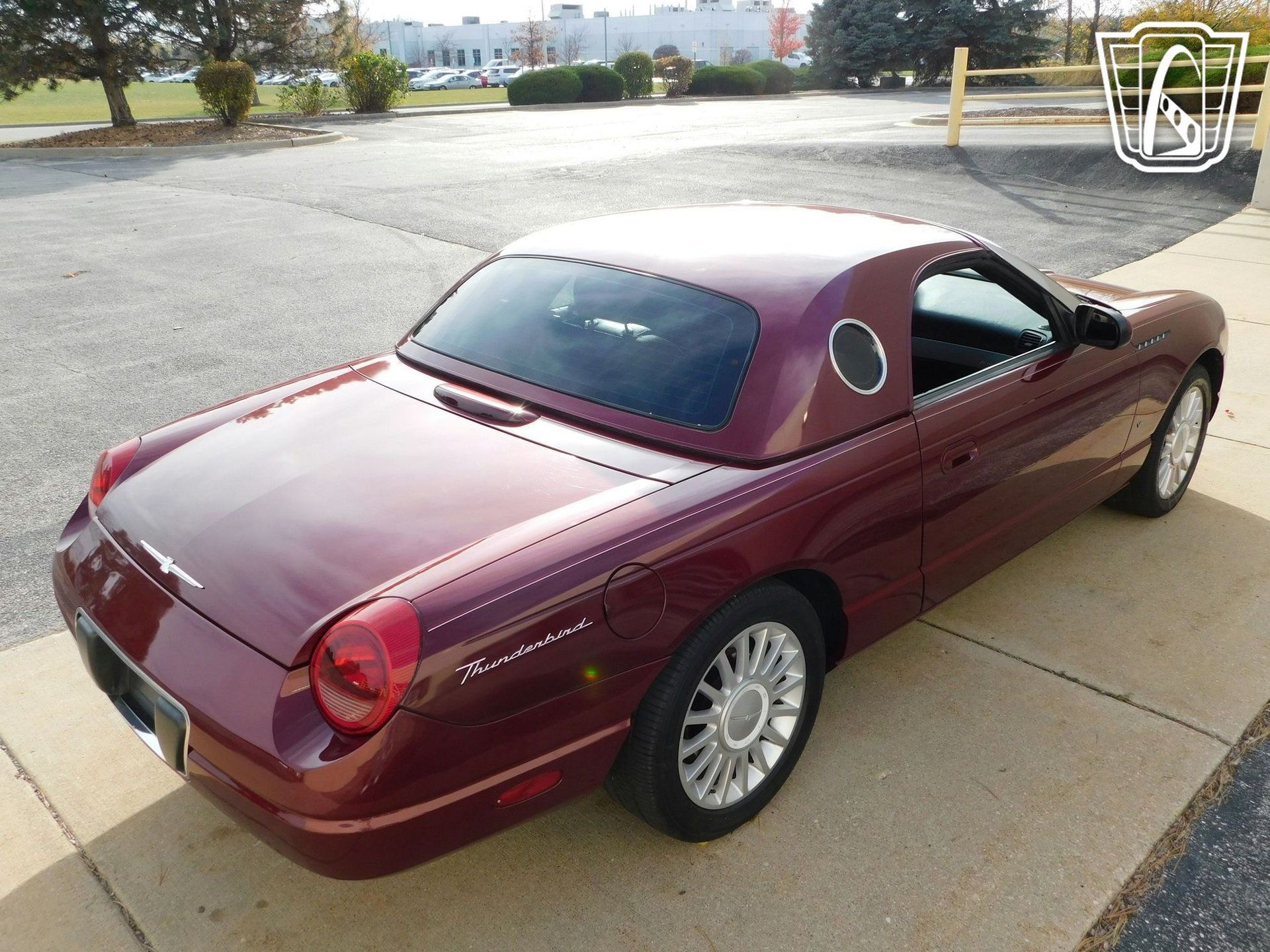 Used 2004 Ford Thunderbird RWD image 8