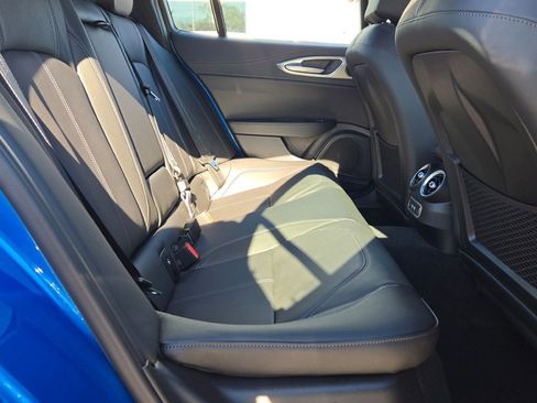 New 2025 Alfa Romeo Giulia AWD image 9