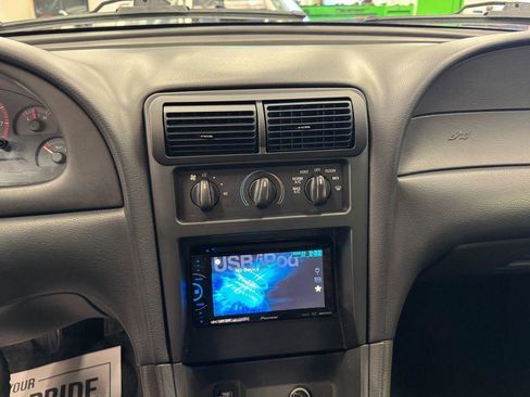 Used 2000 Ford Mustang GT image 9