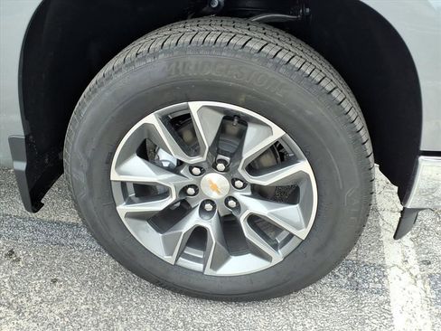 New 2026 Chevrolet Silverado 1500 LT w/ Texas Edition Plus RWD image 11