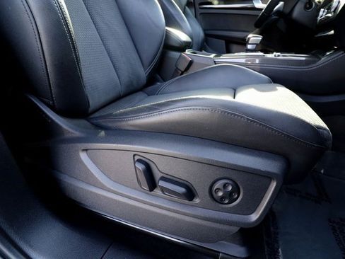 Used 2022 Audi SQ5 Premium Plus w/ Premium Plus Package image 50