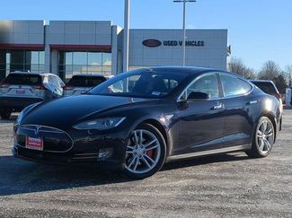 Used 2015 Tesla Model S 85D video 2