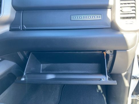 Used 2019 RAM 1500 Big Horn image 31