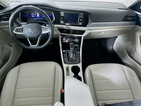 Used 2023 Volkswagen Jetta SE FWD image 16