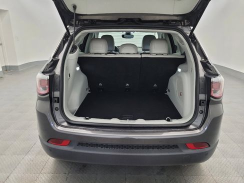 Used 2018 Jeep Compass Limited w/ Navigation Group image 29