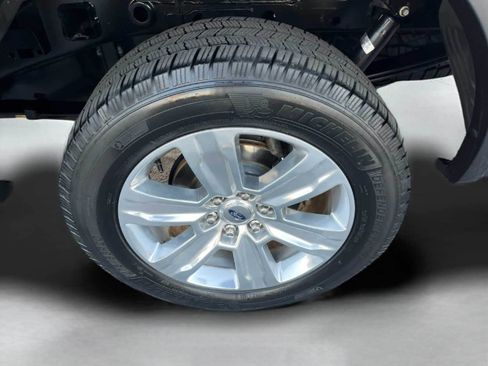 Used 2020 Ford F150 Platinum w/ Equipment Group 701A Luxury image 10