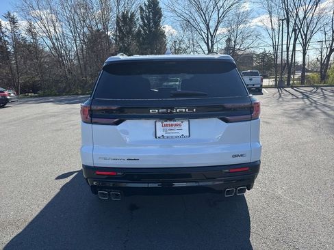 New 2026 GMC Acadia Denali Ultimate w/ LPO, Floor Liner Package image 6